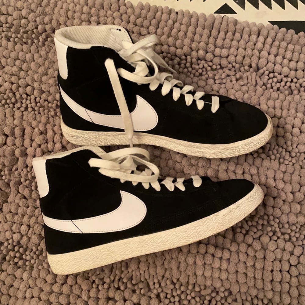 Nike blazers youth size 7